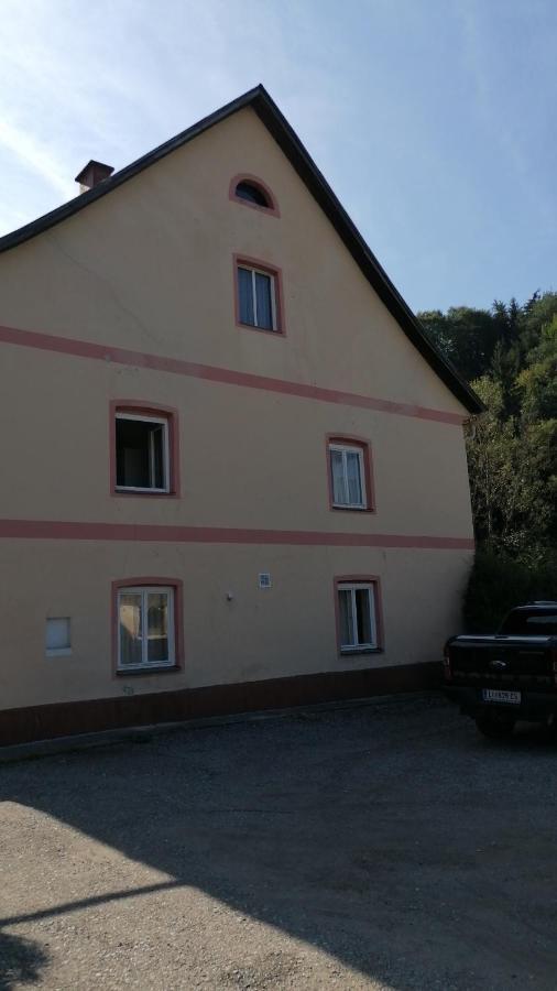 Amtmannhaus Ferienunterkunft Irdning Exterior photo